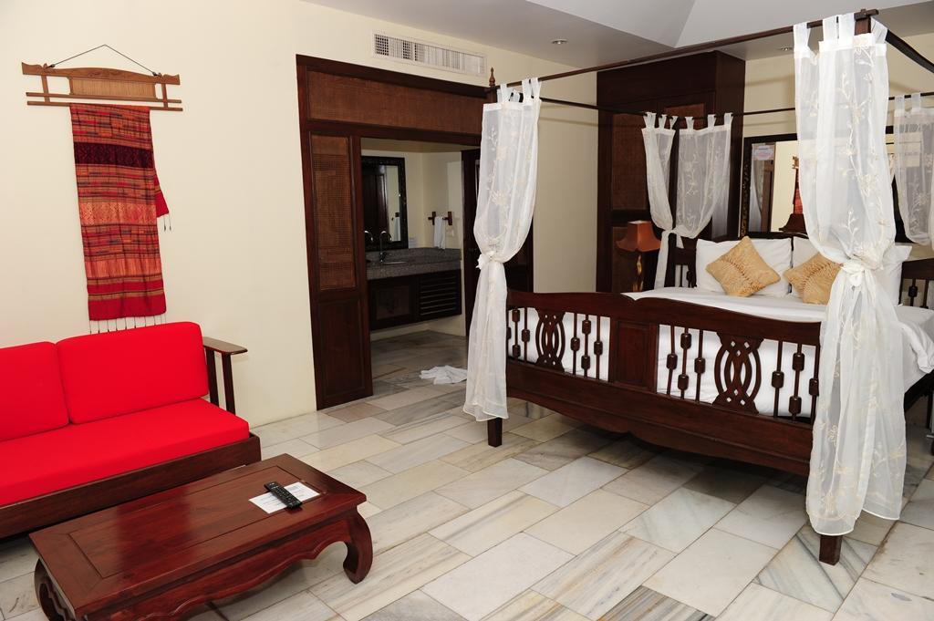 Napalai Pool Villa Resort Pattaya Ngoại thất bức ảnh