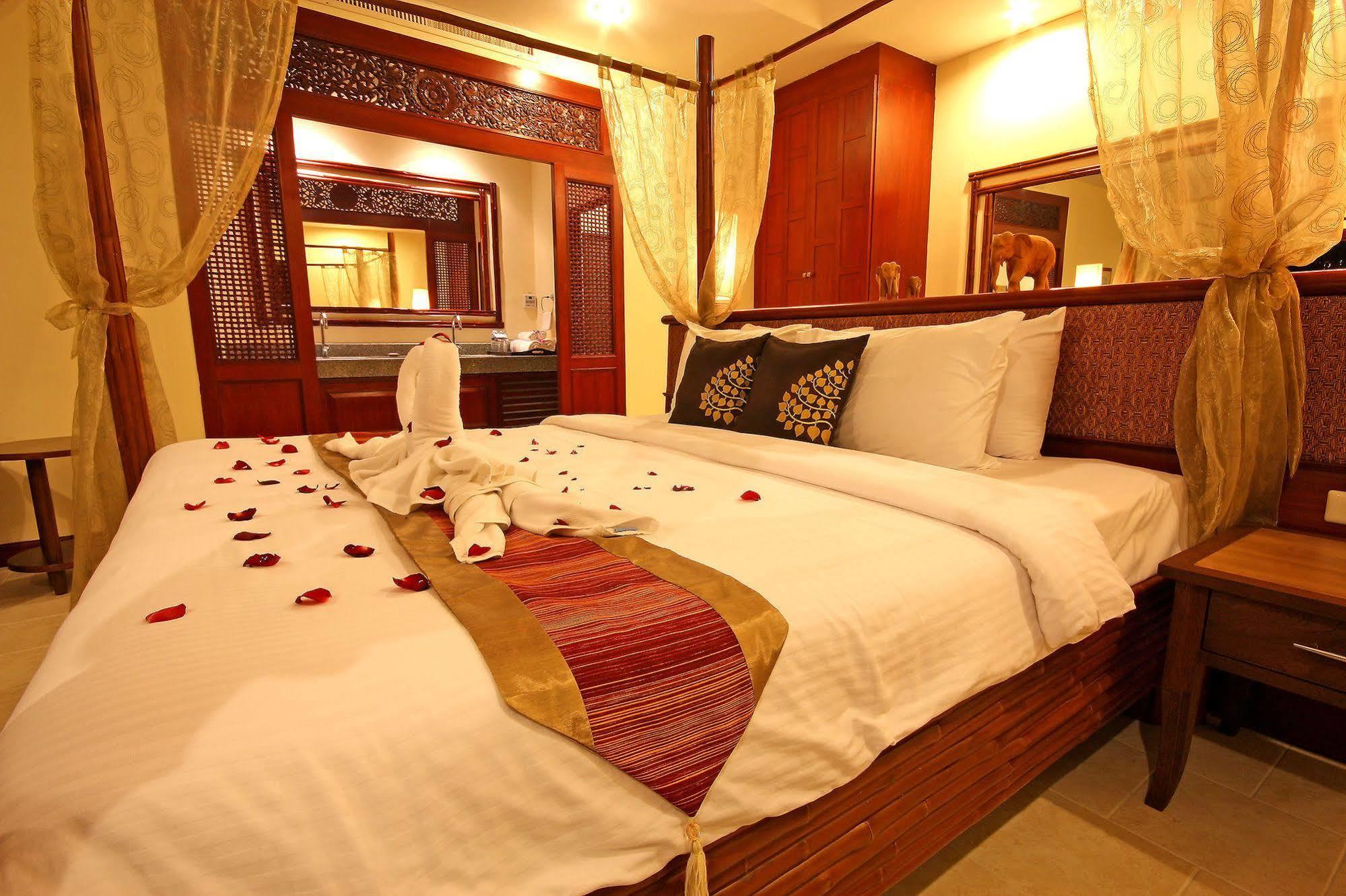 Napalai Pool Villa Resort Pattaya Ngoại thất bức ảnh